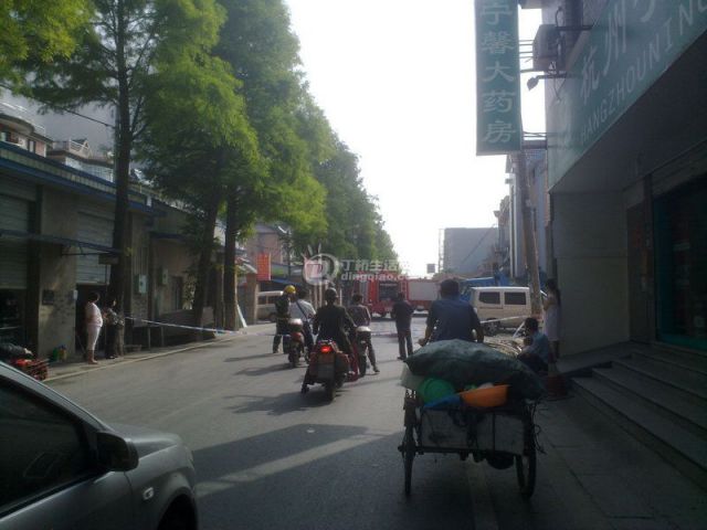 201105193944_1.jpg