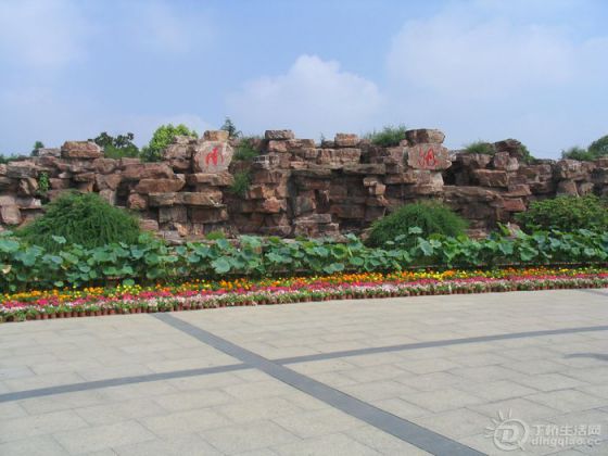 Ƭ 012.jpg