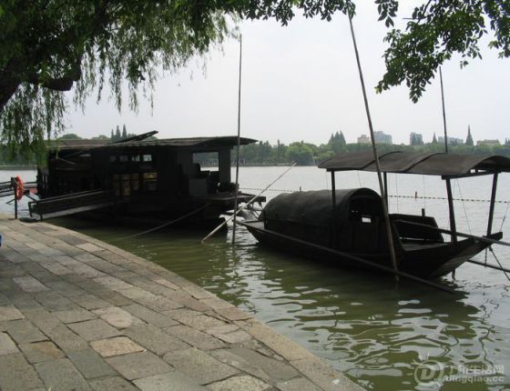 Ƭ 043.jpg