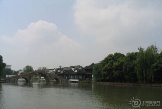 Ƭ 052.jpg