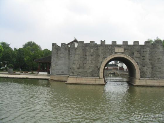 Ƭ 074.jpg