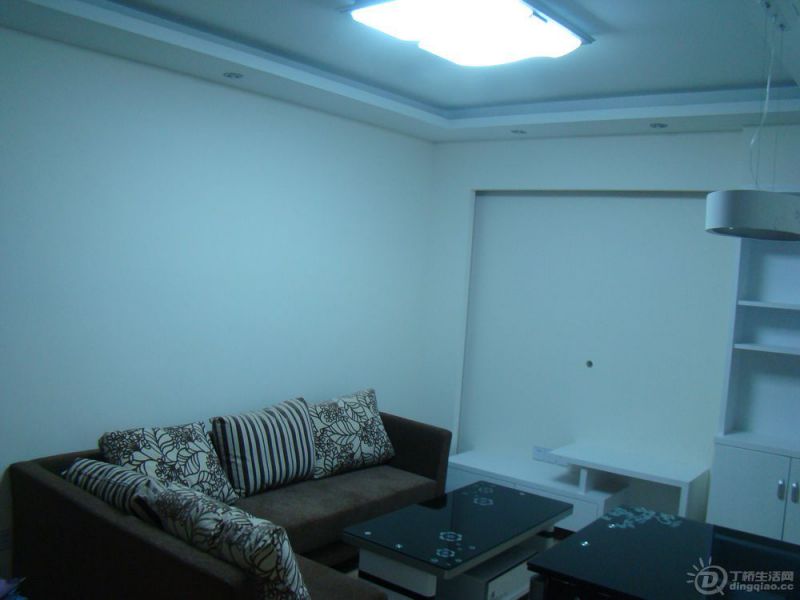 DSC01057.jpg