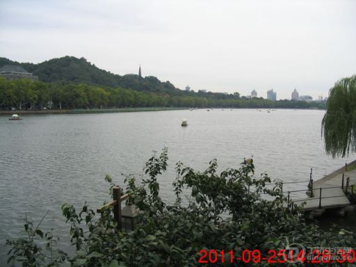Ƭ 037.jpg
