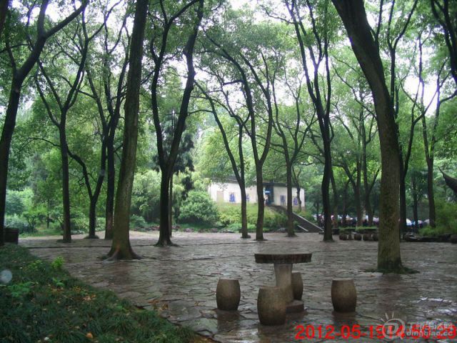 Ƭ 017.jpg