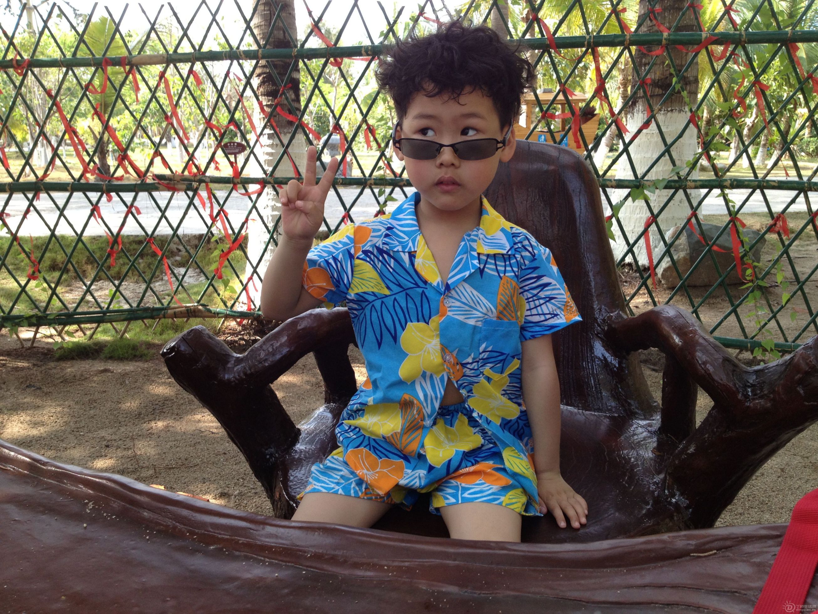 Ƭ 040.jpg