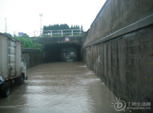 QQ截图20130625183700.png QQ截图20130625183700.png
