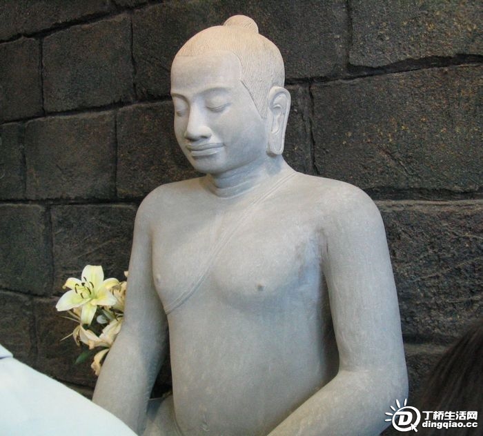 Ƭ 084.jpg
