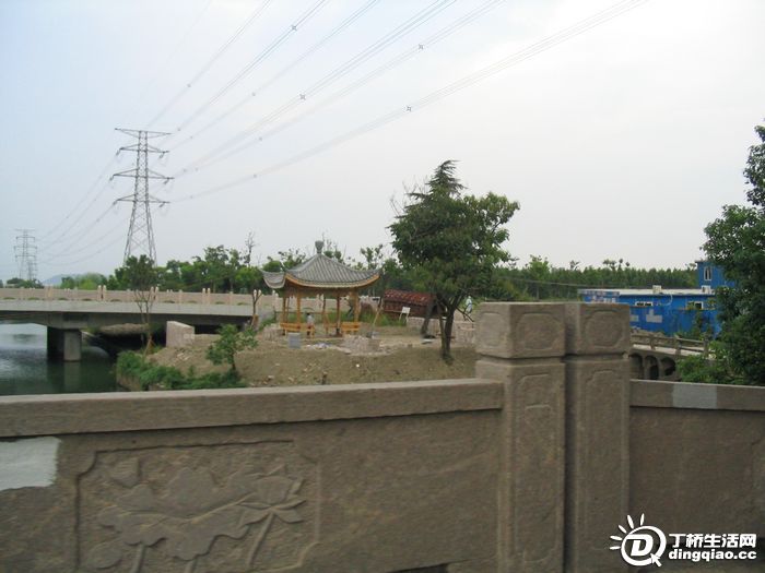 Ƭ 054.jpg