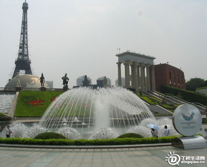 Ƭ 106.jpg