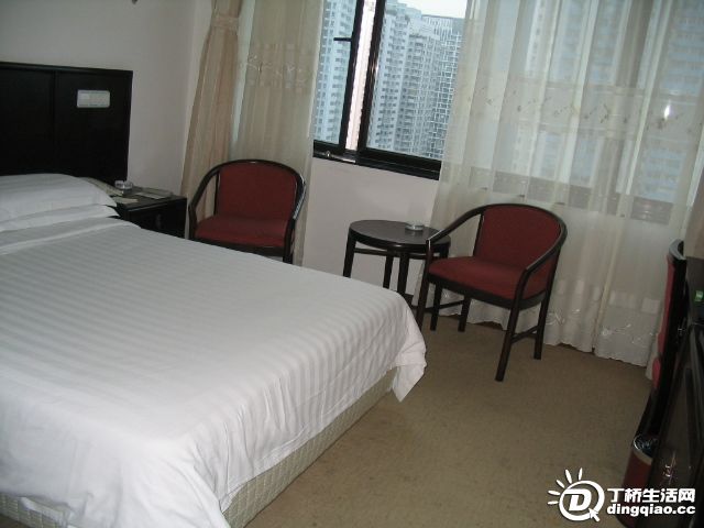 Ƭ 073.jpg
