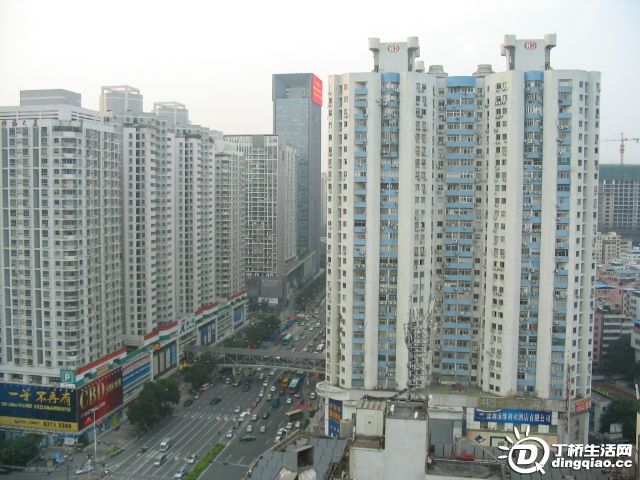 Ƭ 071.jpg