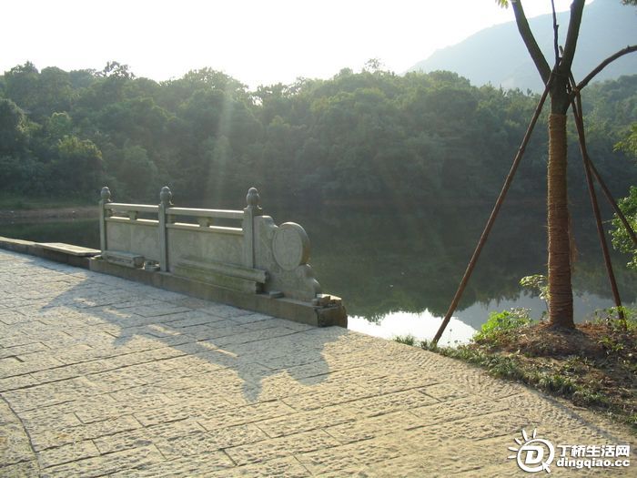 Ƭ 057.jpg