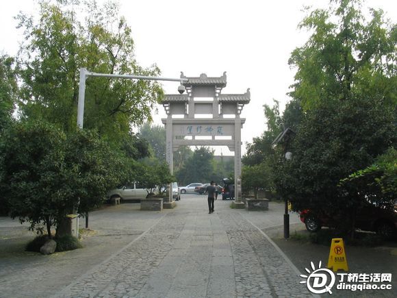 Ƭ 011.jpg
