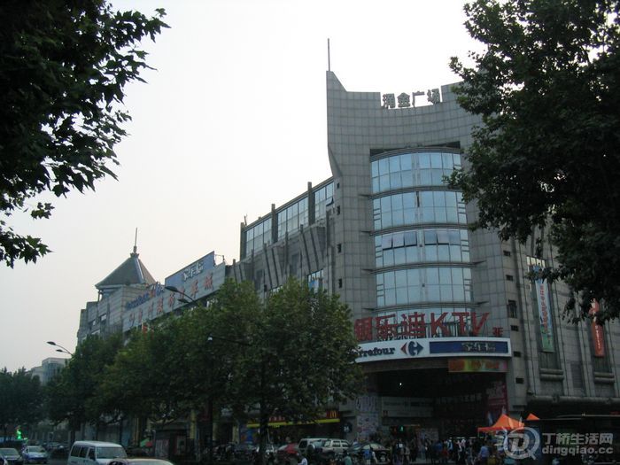 Ƭ 048.jpg