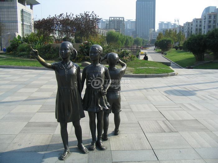 Ƭ 011.jpg