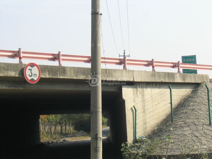 Ƭ 041.jpg
